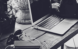 股市配资:股市配资-罗马仕充电宝起火“烧到”了A股公司：卓翼科技起诉追讨1.36亿元